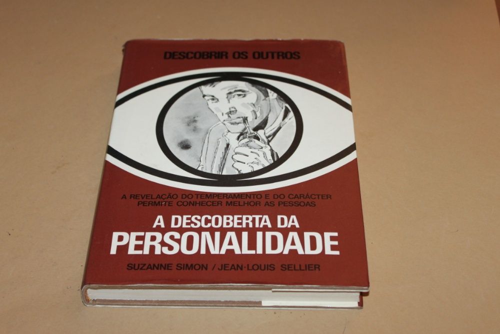A Descoberta da Personalidade de Suzanne Simon