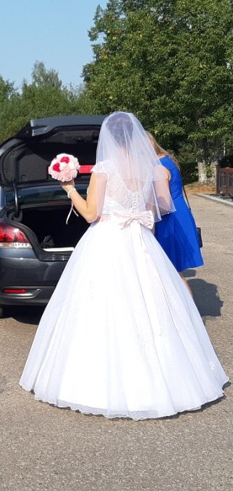 Suknia ślubna biała z różową kokardą 42/XL halka z kołami gratis