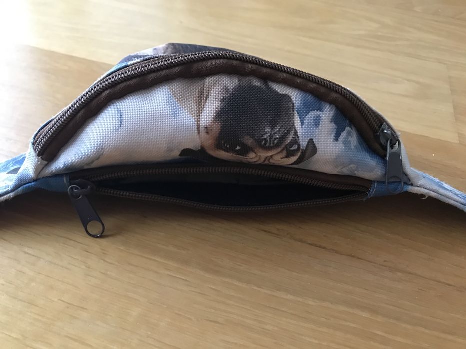 Nerka/saszetka z 2 kieszeniami