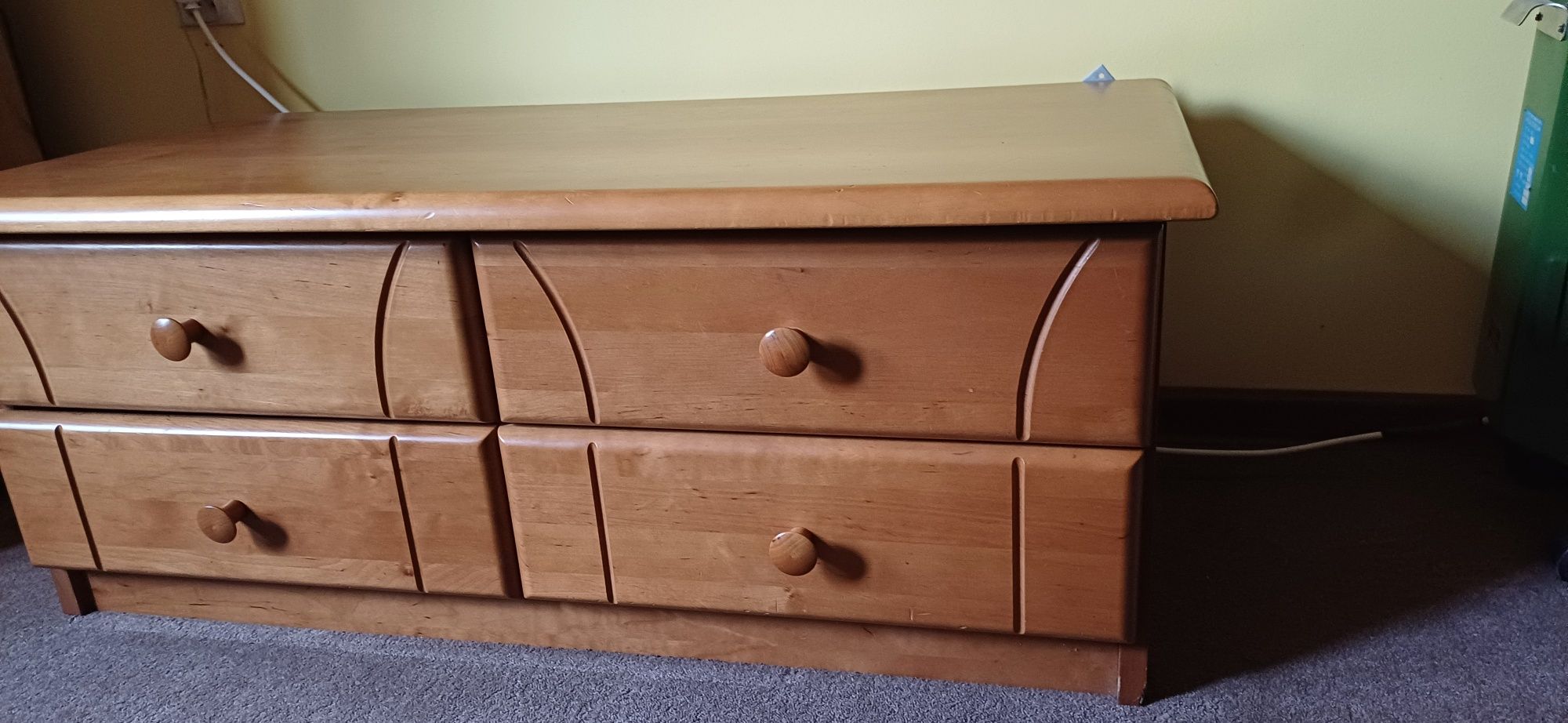 Szafeczka drewno  bukowe  szer 45/98/37