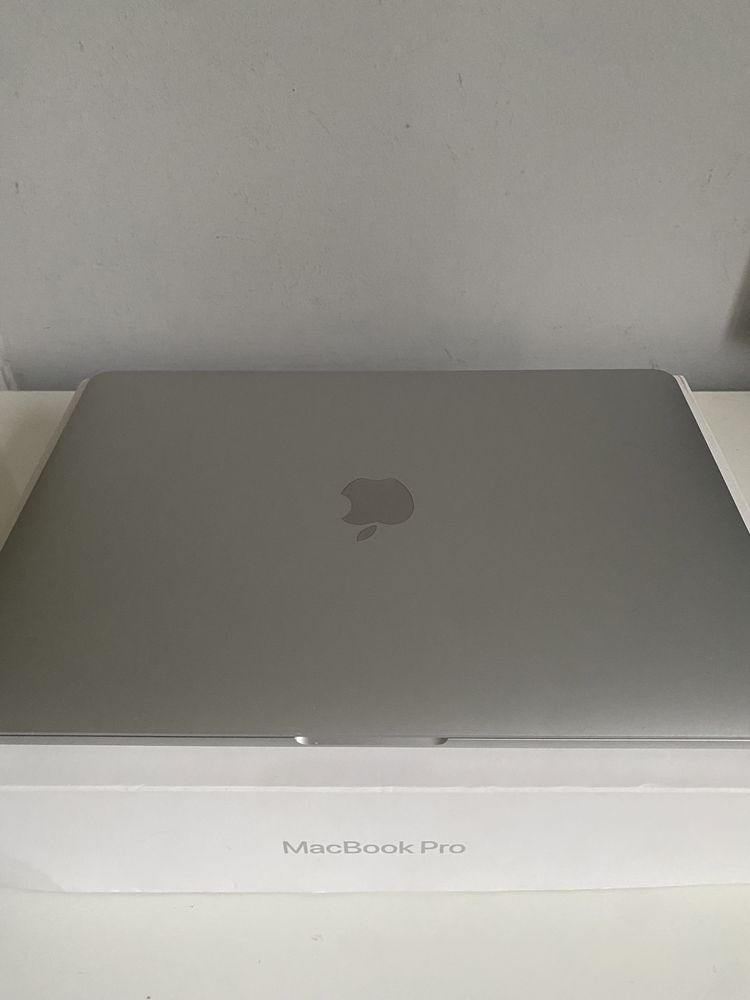 macbook pro 2019