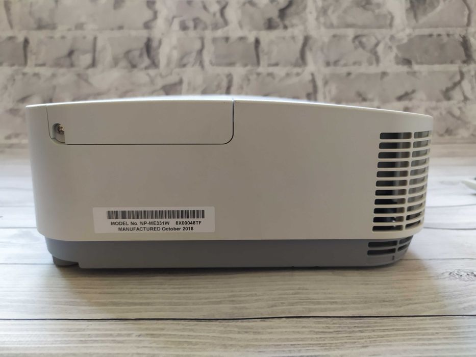 Проектор NEC ME331W 3LCD 3300 Lm, 1280 х 800, лампа 888 год