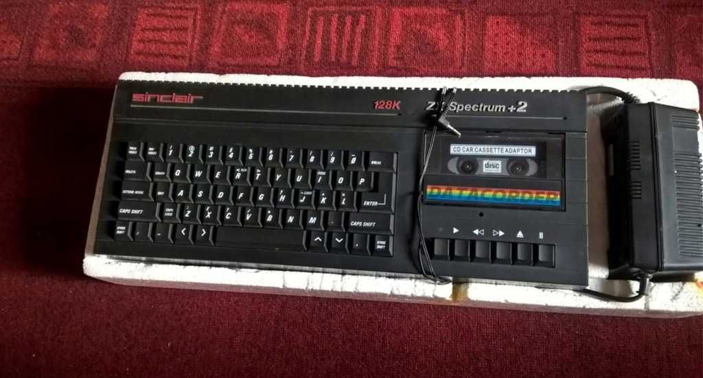 Mikrokomputer ZX Spectrum+2 128K