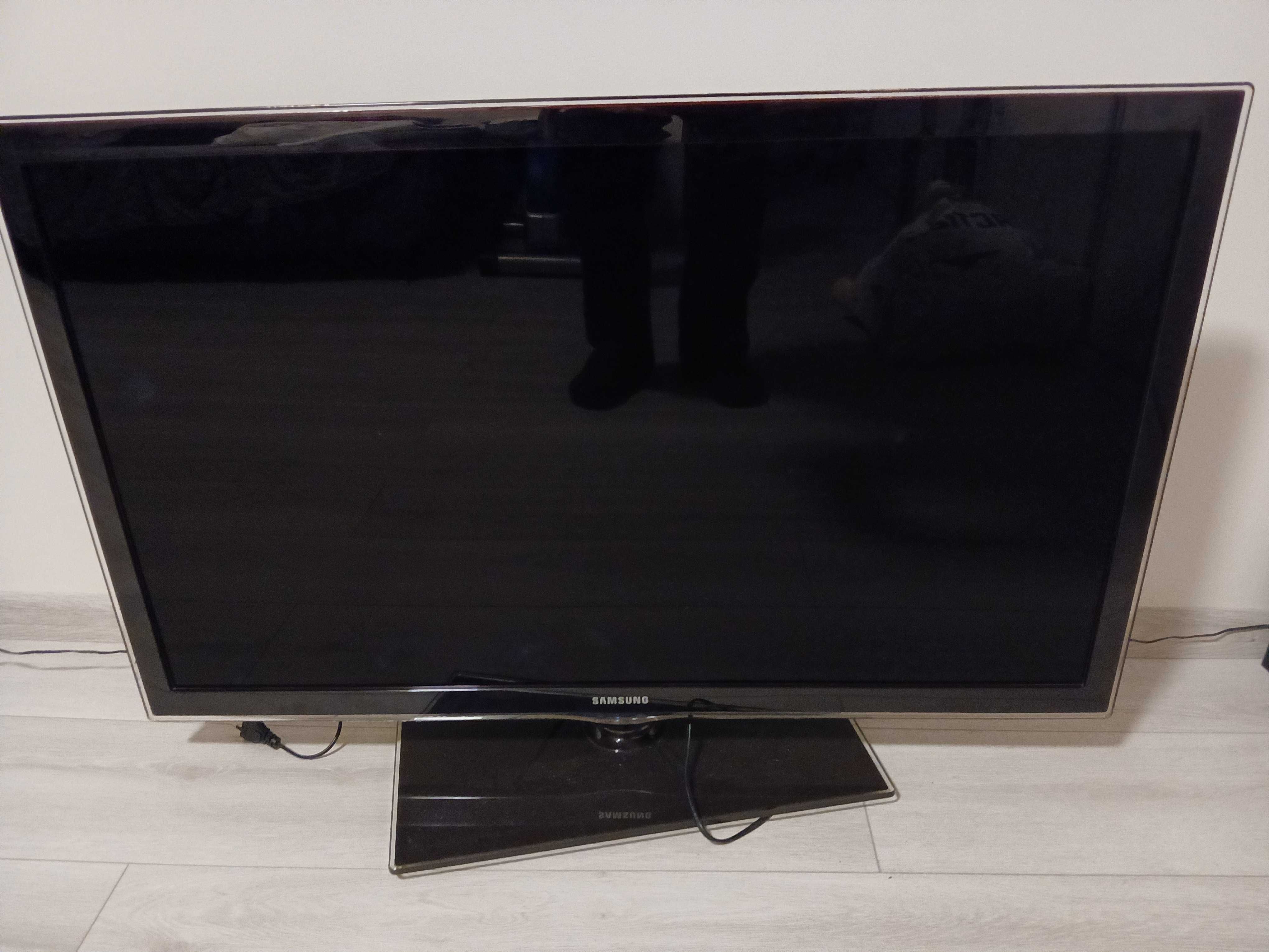 TV Samsung UE40D6100