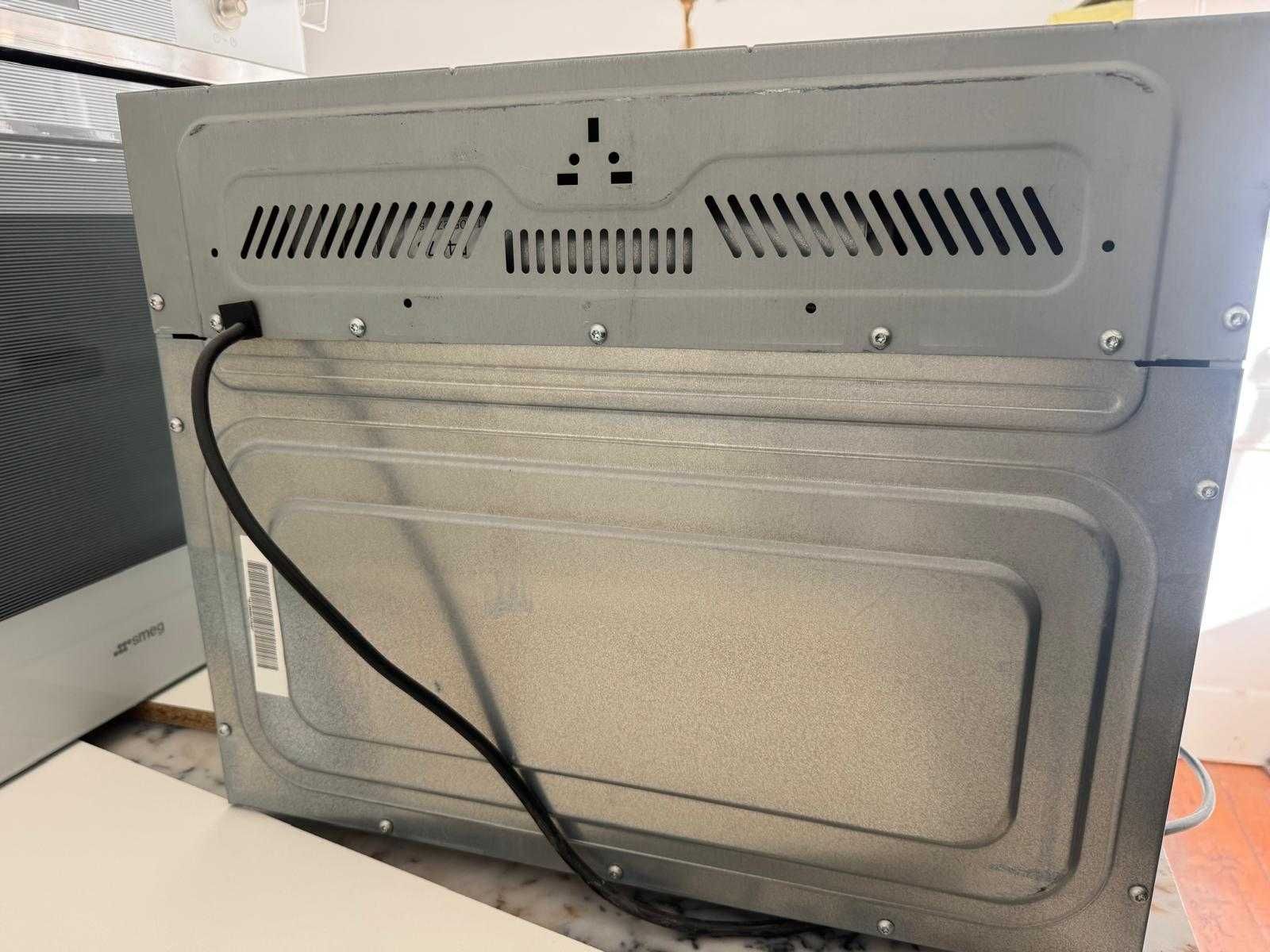 Forno e Microondas Smeg (encastrado)