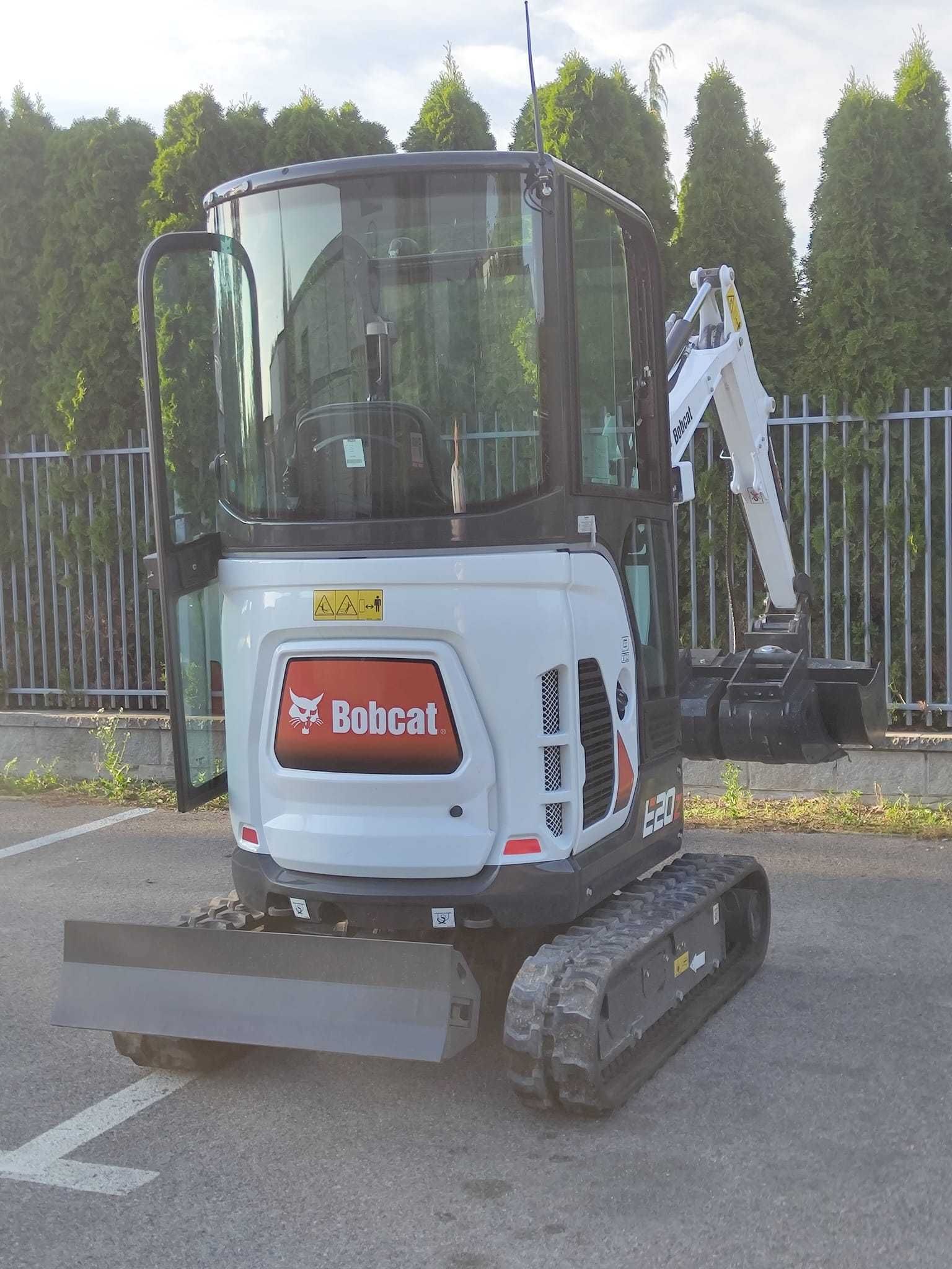 Minikoparka BOBCAT E20z ! 3 Łyżki + Szybkozłącze mechaniczne i inne !