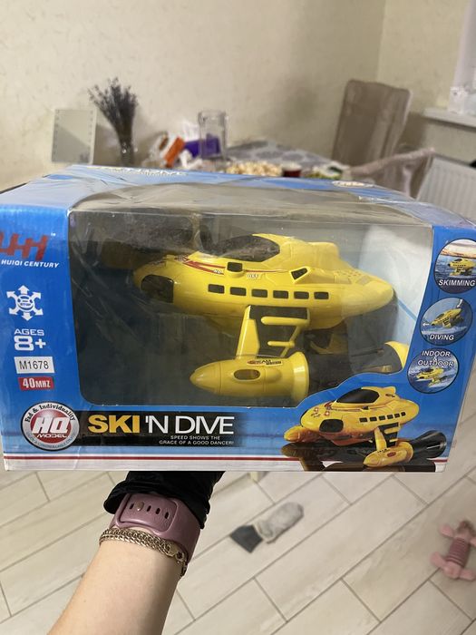 Продам підводний човен  на пульті , новий