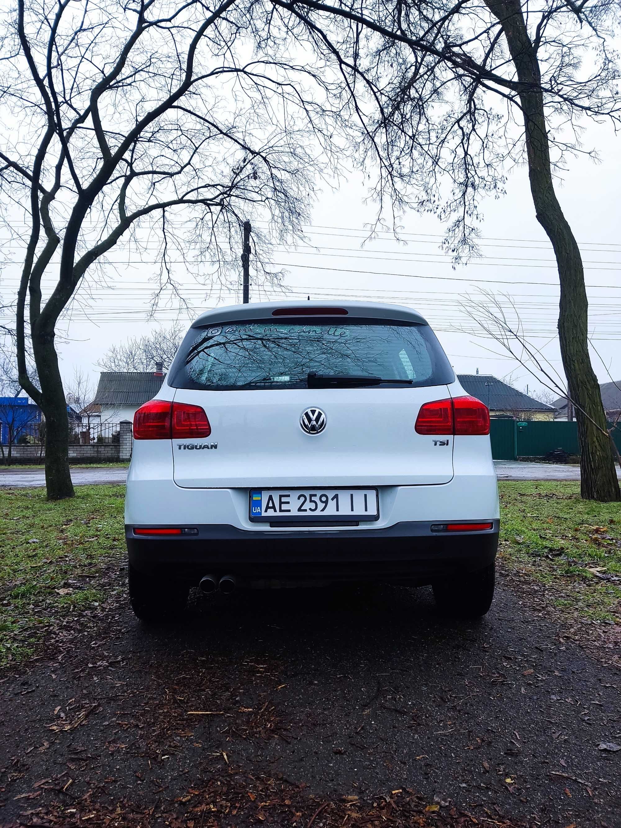 Volkswagen Tiguan 2016 2.0 TSI 180л.с