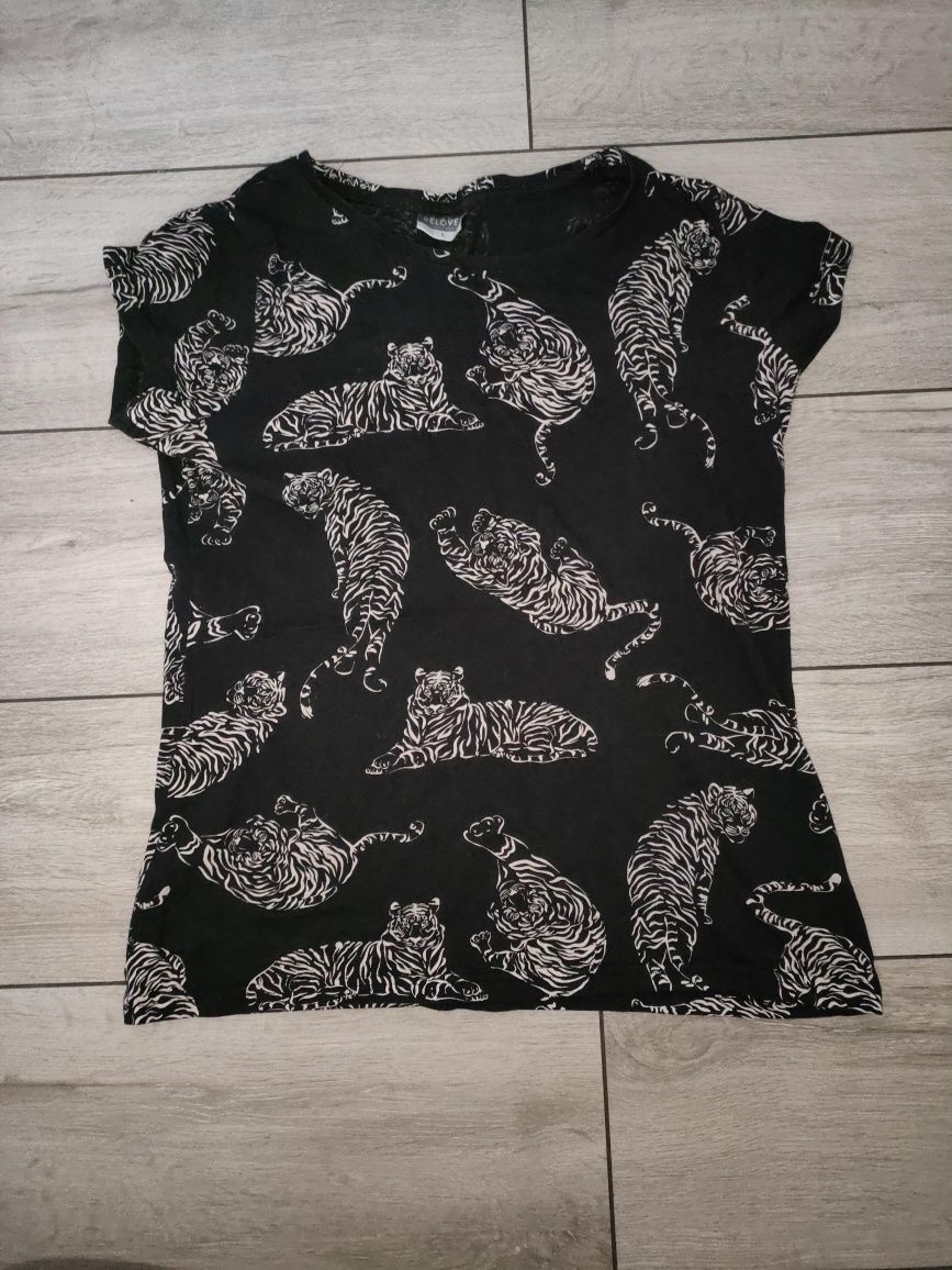 Czarny t-shirt bluzka bawełniana z motywem tygrysa