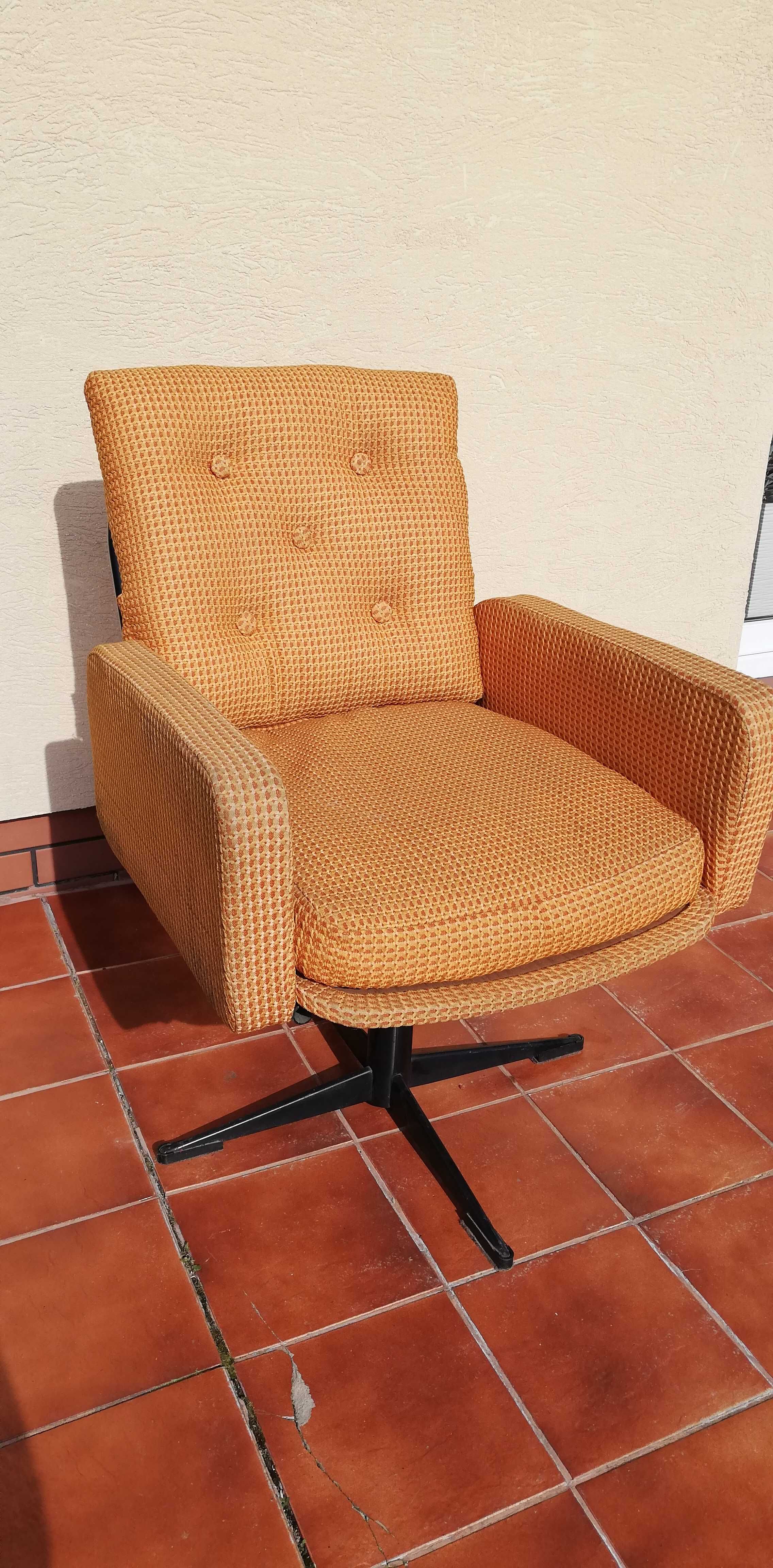 Fotel PRL unikat kręcony krzesło metalowy ciekawy