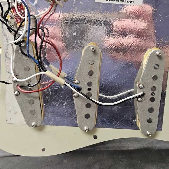 Fender V MOD II Pickups Обмен на Strymon Lex -Boss RT 2 Microsoft