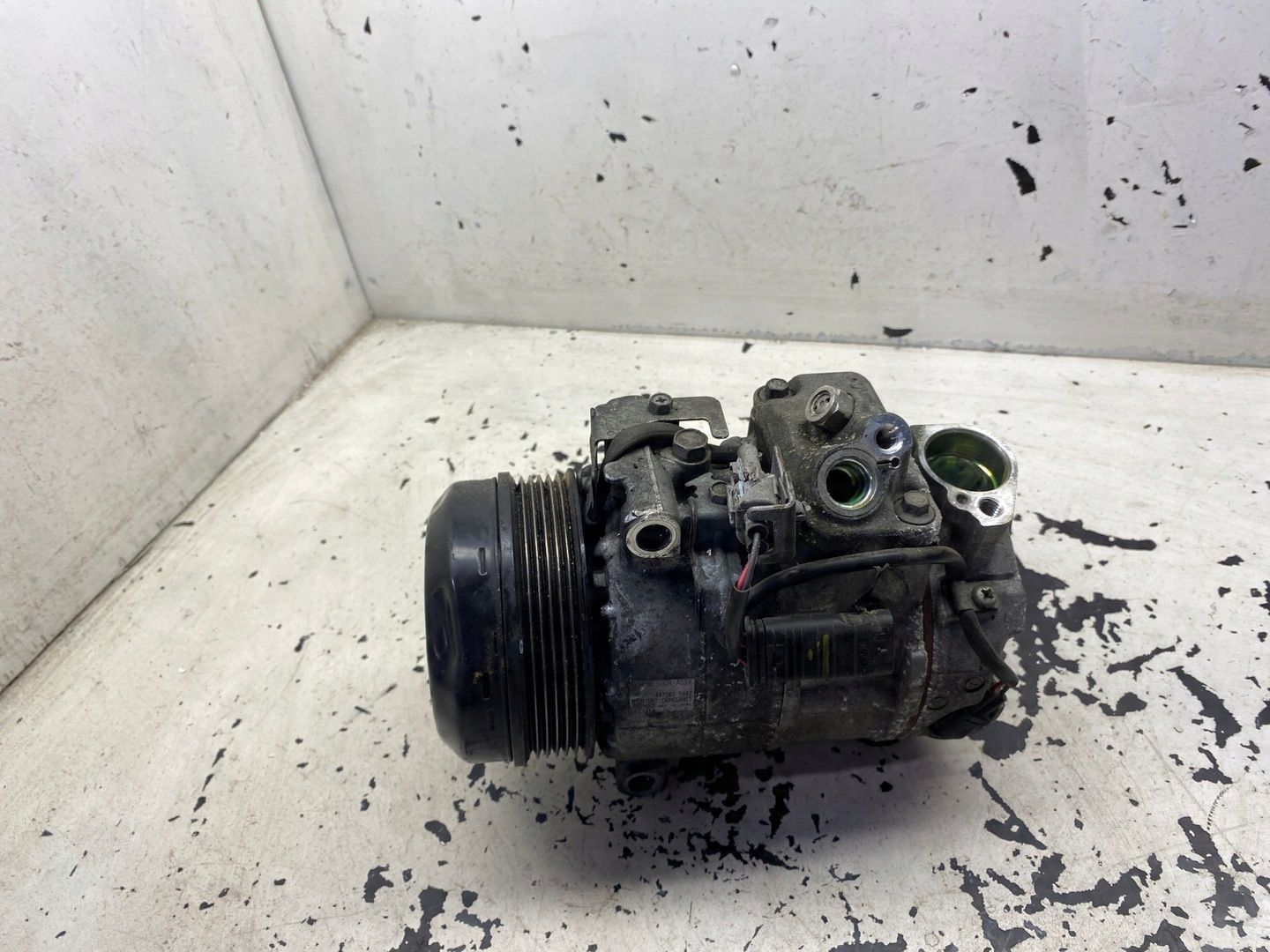 MERCEDES W204 LIFT 1.8 CGI KOMPRESOR KLIMATYZACJI A0032308511