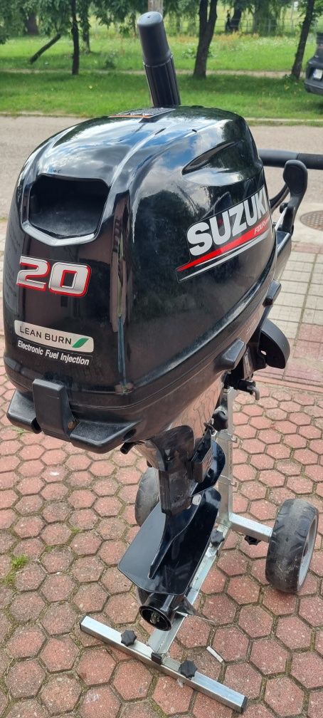 Silnik SUZUKI 20KM