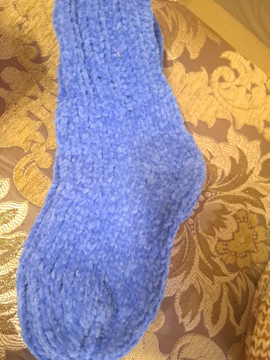 Продам в'язані носки жіночі