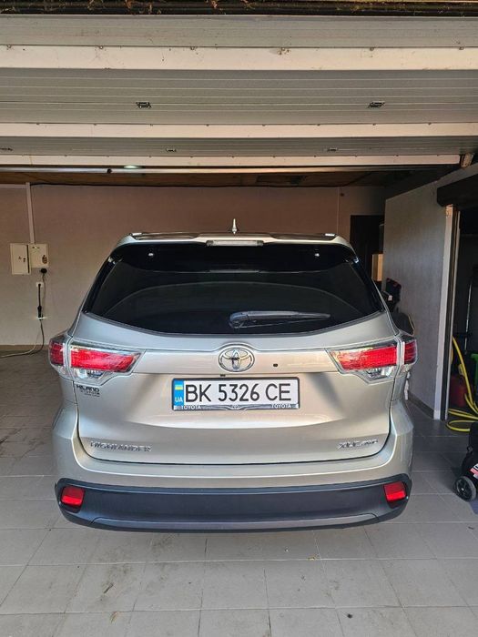 Toyota Highlander 2016