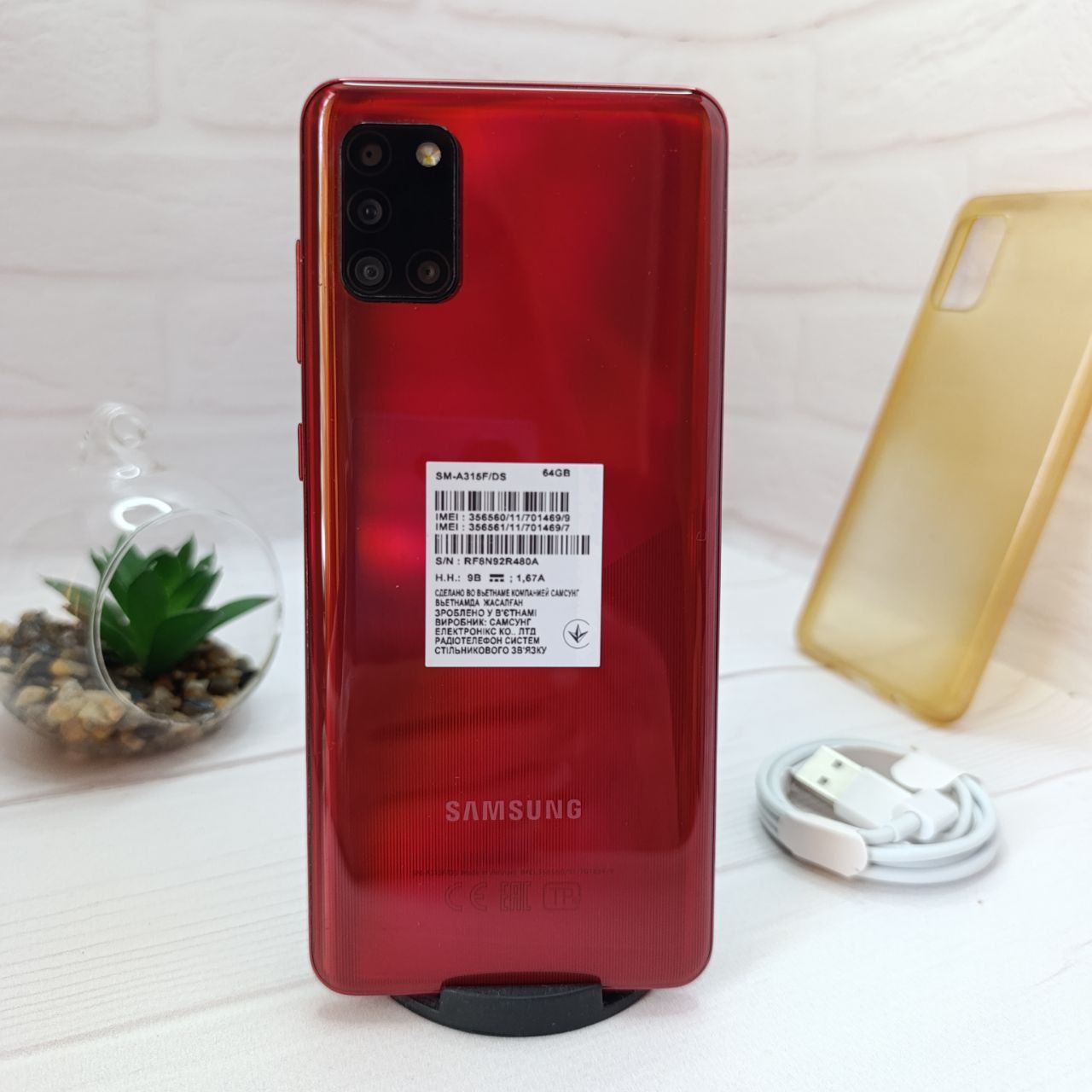 Продам телефон Samsung A31 4/64Gb NFC в гарному стані