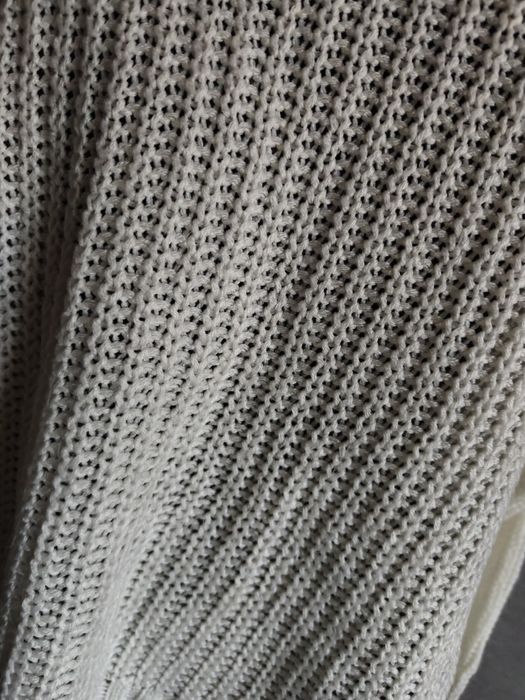 Sweterek damski kremowy rozmiar L