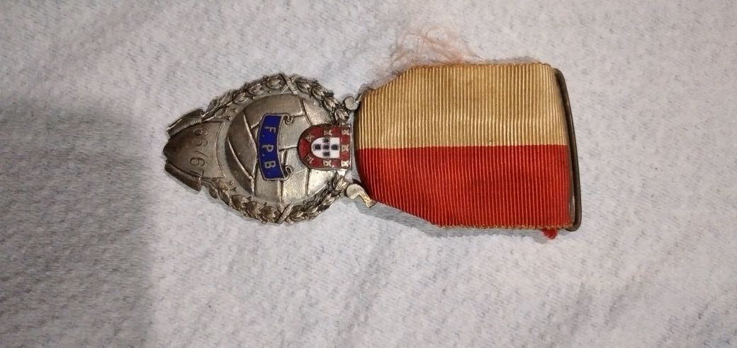 Medalha antiga basquetebol