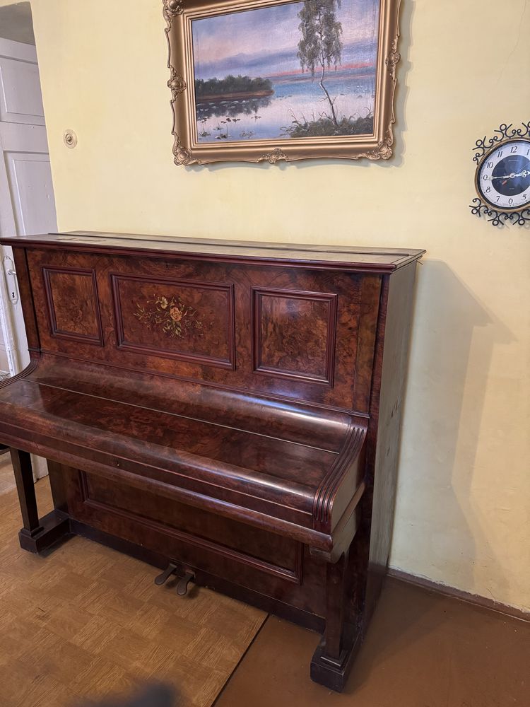 Pianino Lignitz powojenne