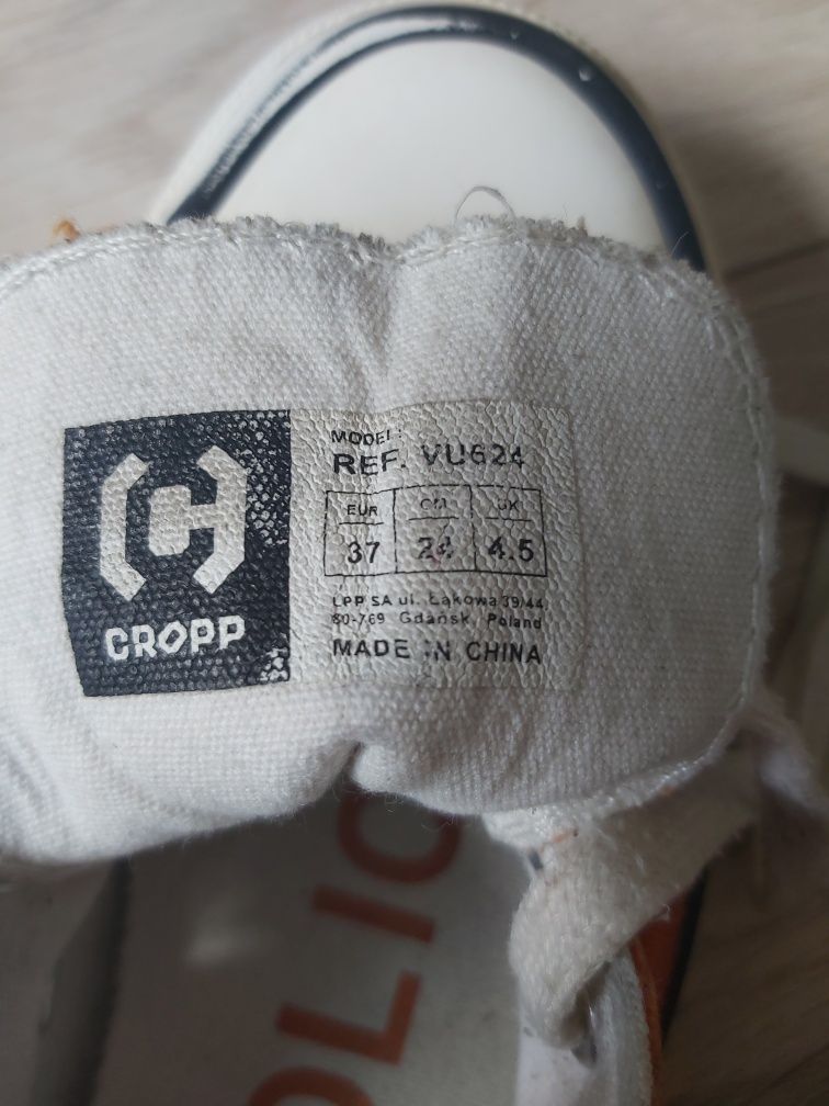 Trampki Cropp rozm. 37