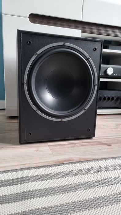 Subwoofer MAGNAT 302A