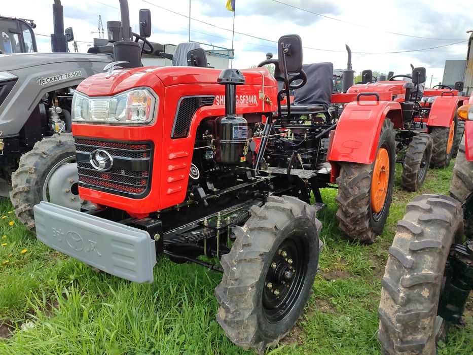 Трактор Шифенг 244Р 4х4 НЗ гидроцилиндр