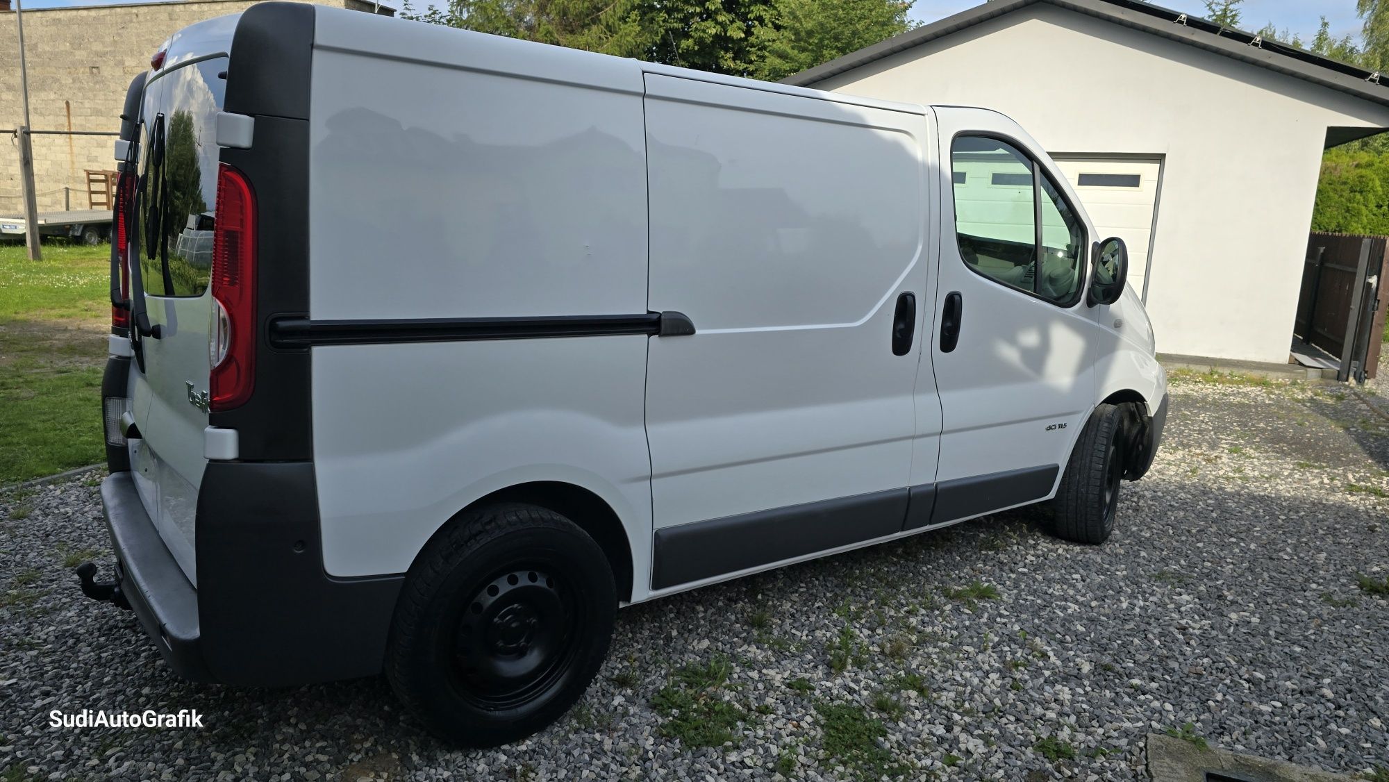 Renault Trafic 2013r. L1H1 Klima ,Bluetooth,