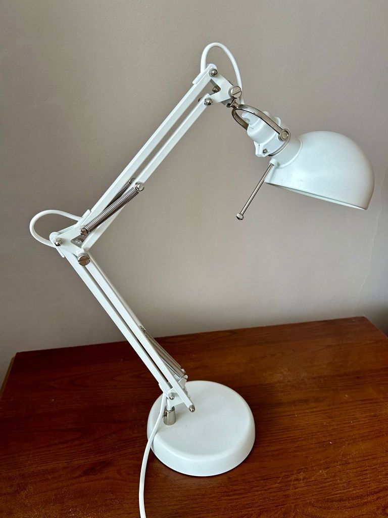 Lampka biurkowa Ikea