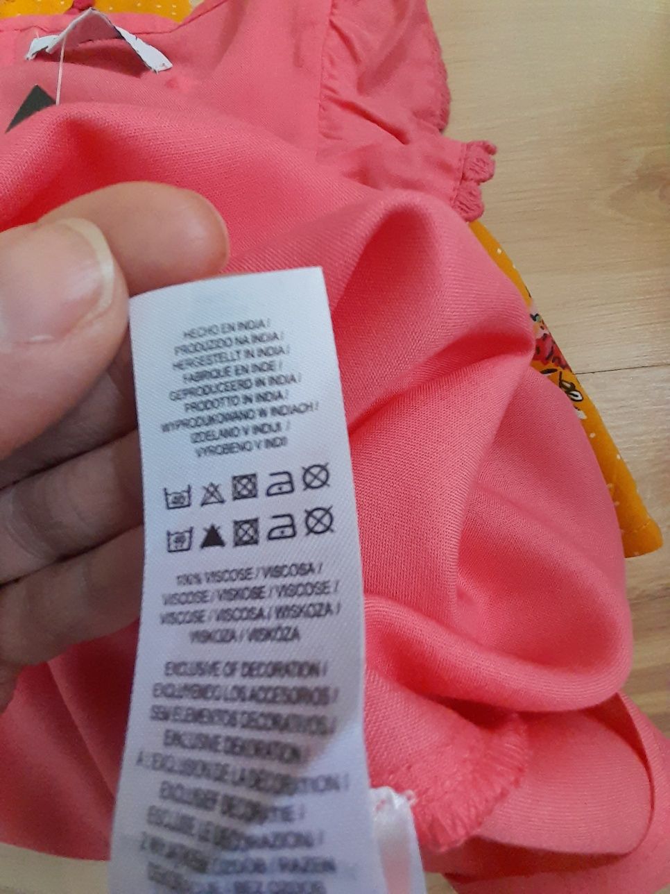 Bluzeczki Primark r.128