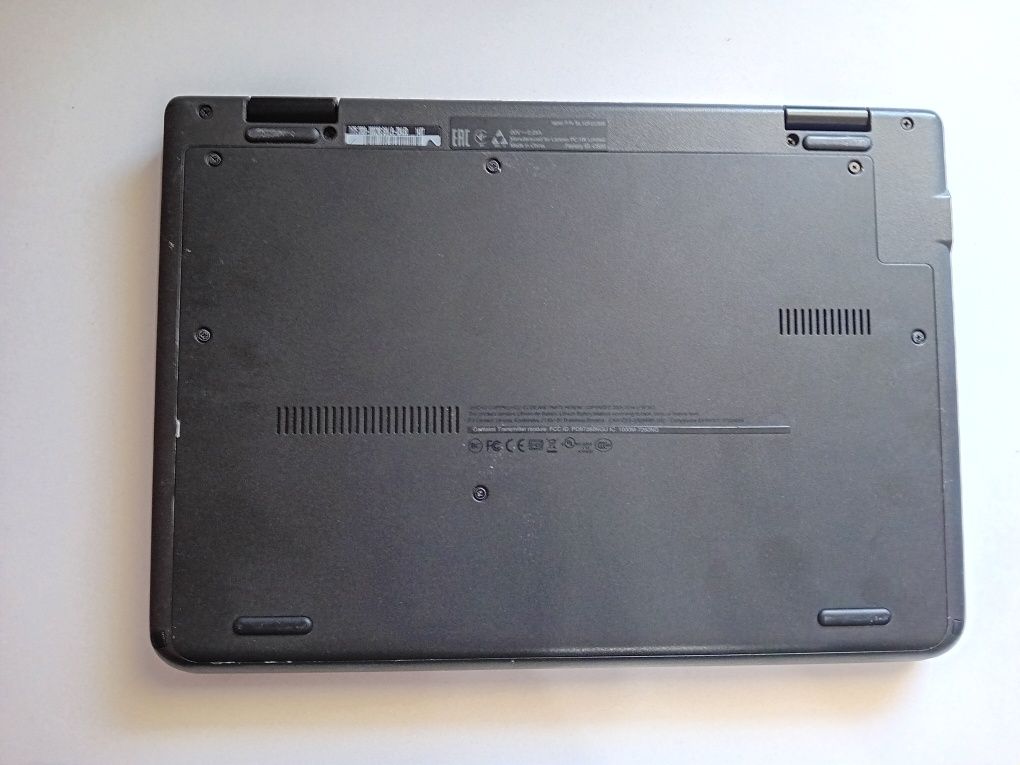 Thinkpad Lenovo Yoga 11e Chromebook. Laptop do przeglądania internetu