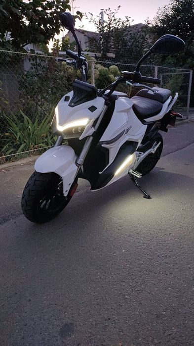 Электромотоцикл Dominator v15 Электро мопед Элетро скутер Доминатор в1