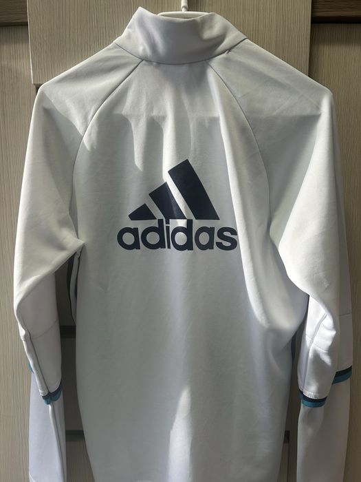 Biala bluza Adidas