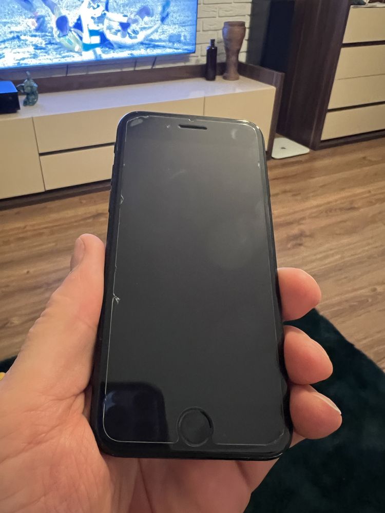 Iphone 7 i cztery etui