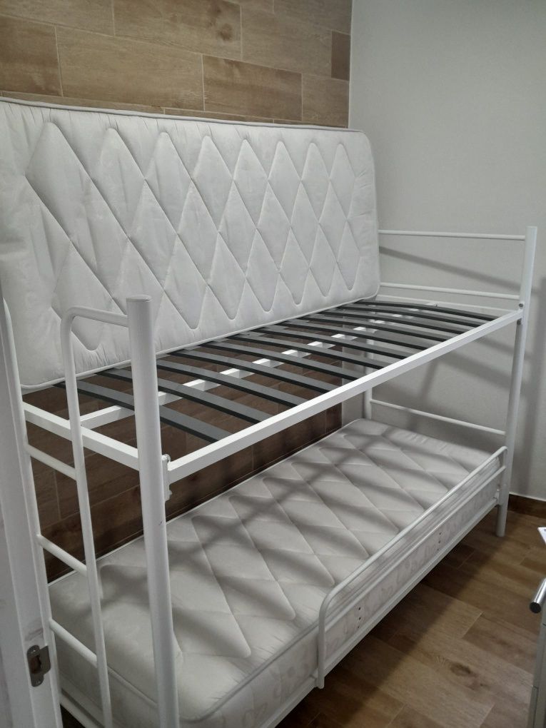 Cama beliche em ferro