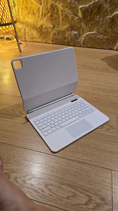 Teclado magico azerty para Ipad Pro 12.9 ou Ipad Air 13 2024