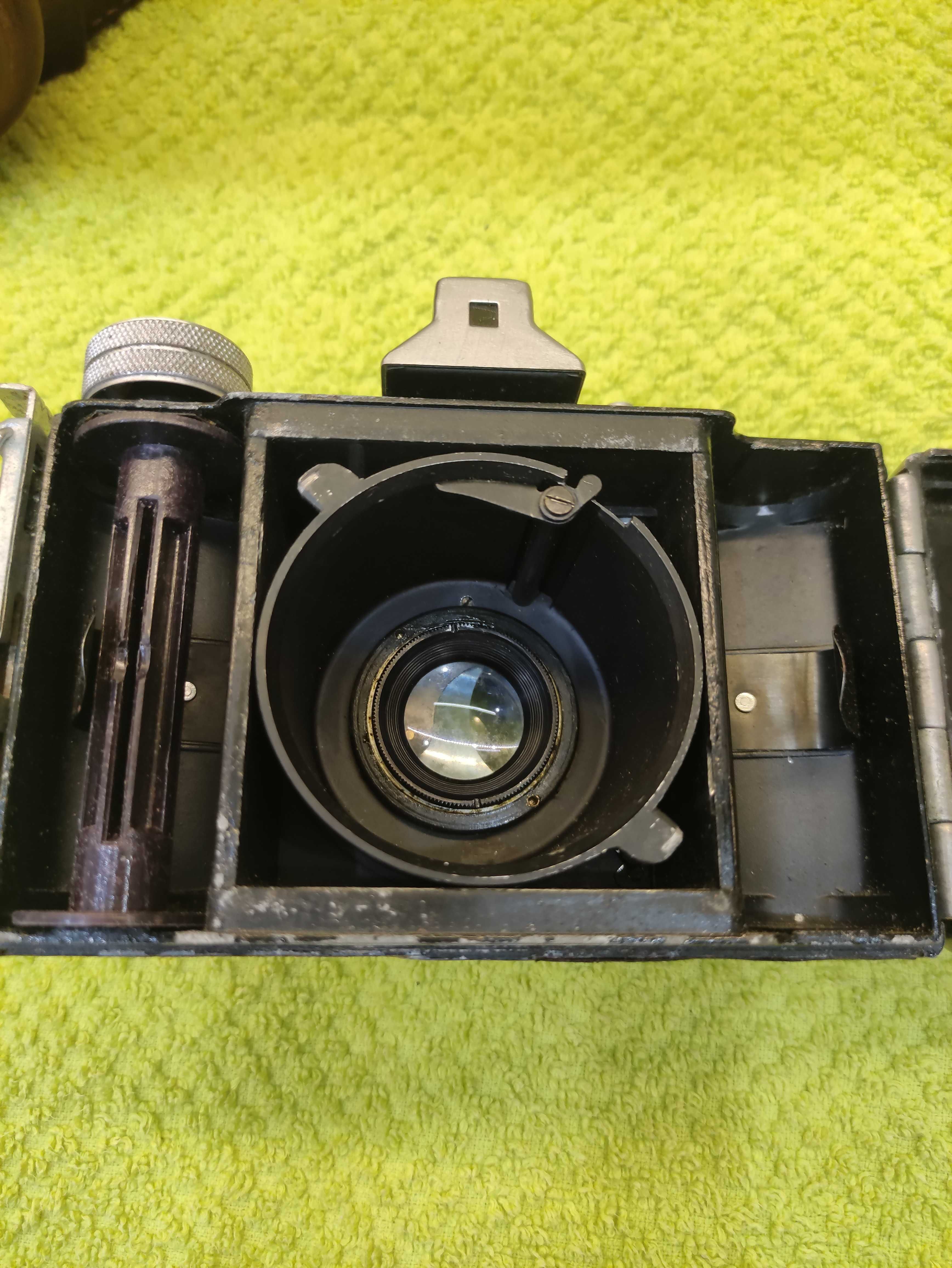 Stary aparat fotograficzny Altuca