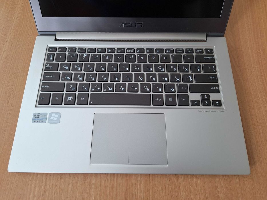 Ноутбук Asus ZenBook UX31A в алюмінієвому корпусі
