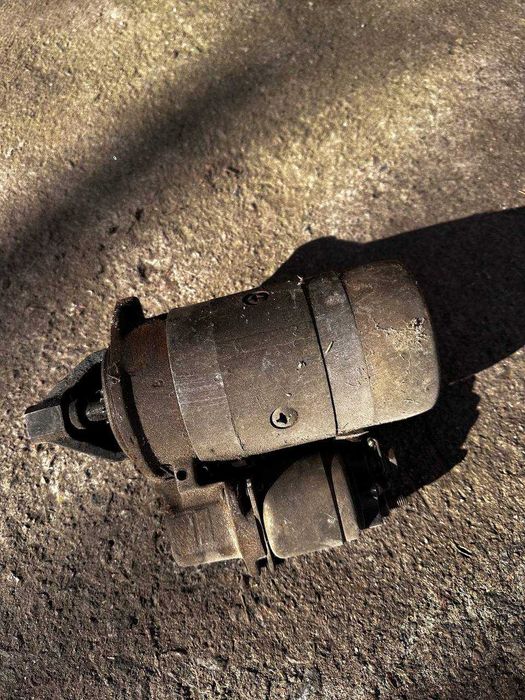 продам стартер до 2106