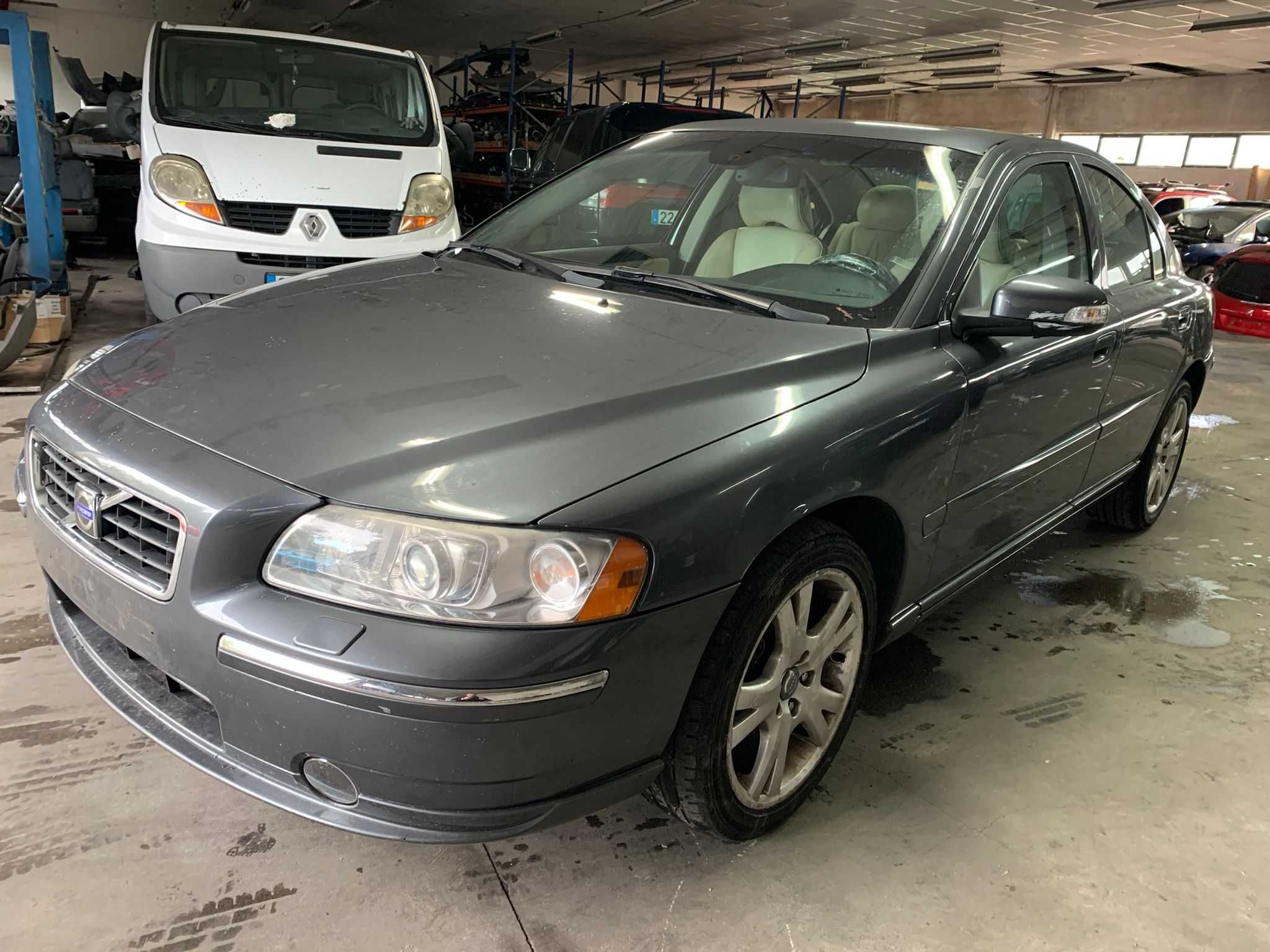 PARA PEÇAS VOLVO S60