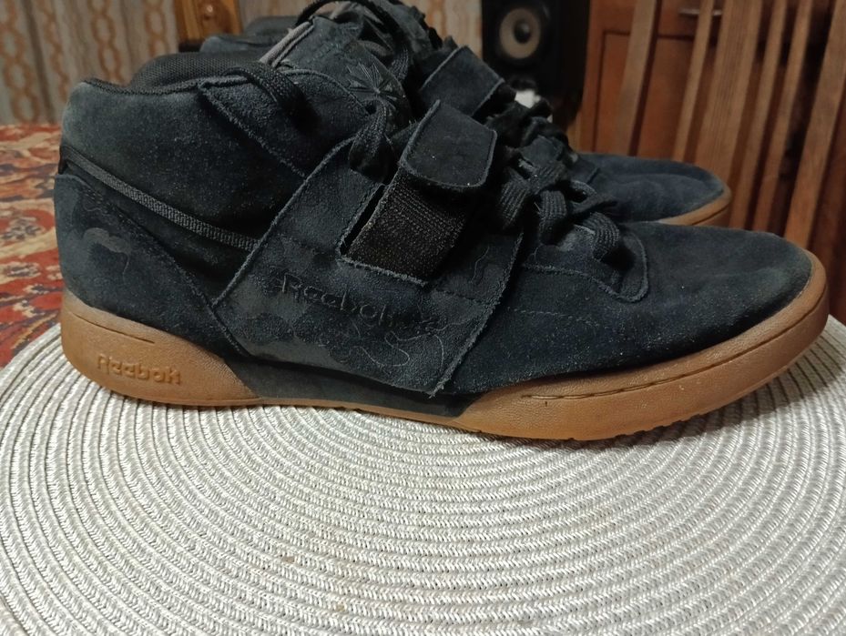 кроссовки натуральная  замша REEBOK 44р=28.5см ВЬЕТНАМ