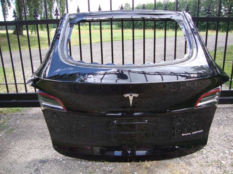 Tesla Model Y ляда кришка багажника рест дорест