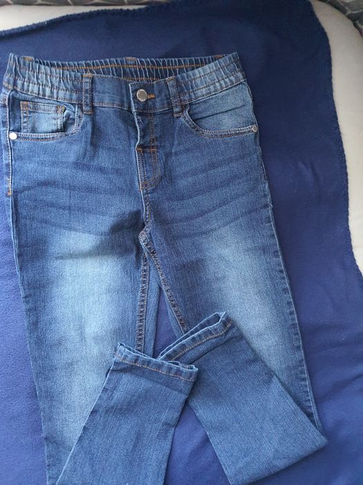 Spodnie 146 jeans nowe bez metki