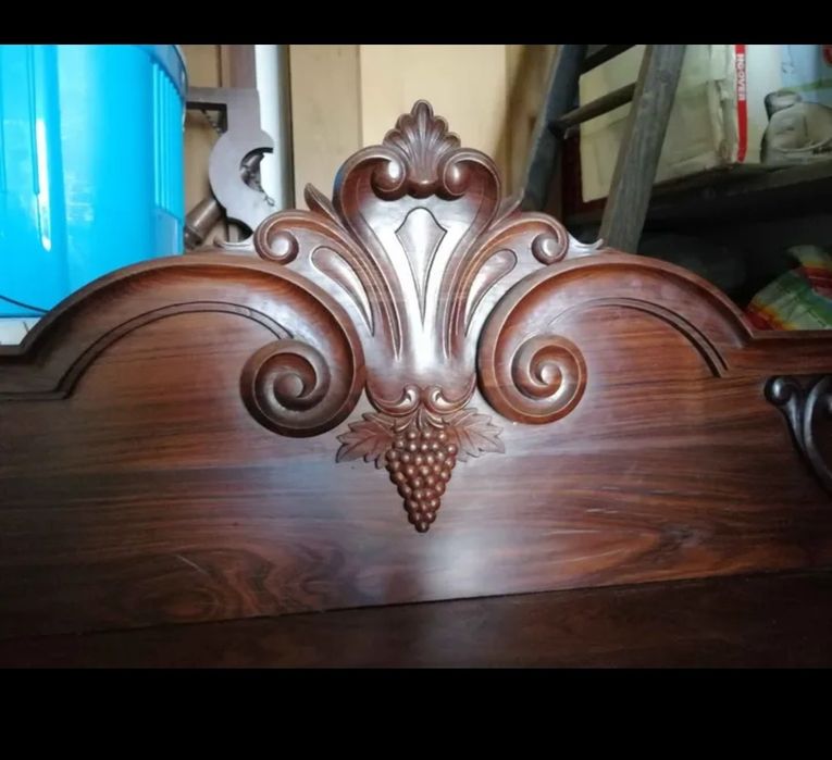 Escaparate pau santo