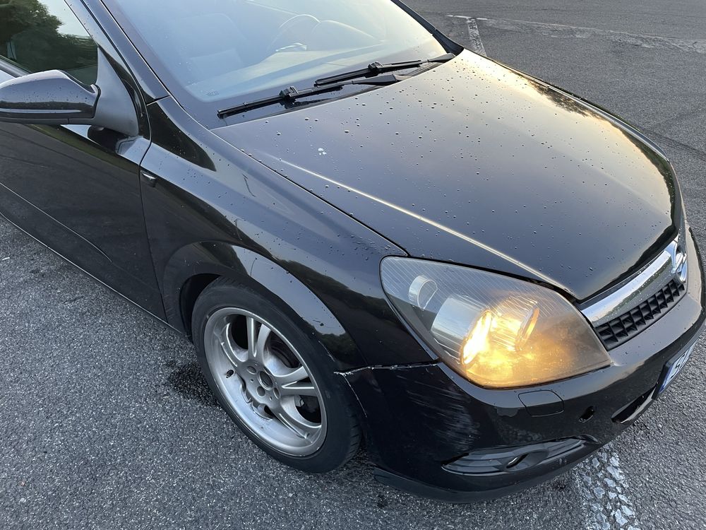 Opel astra h gtc