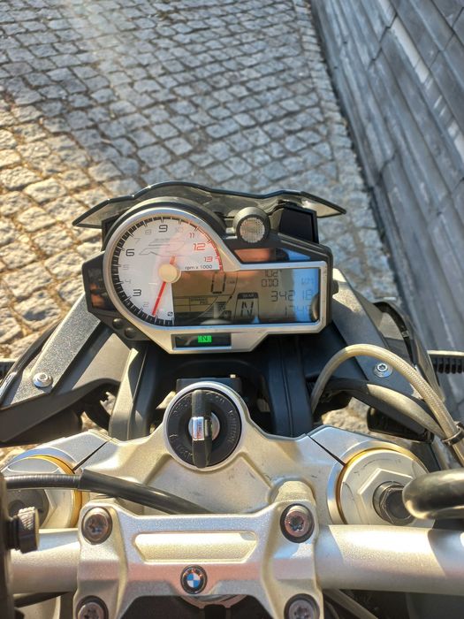 BMW S1000R naked
