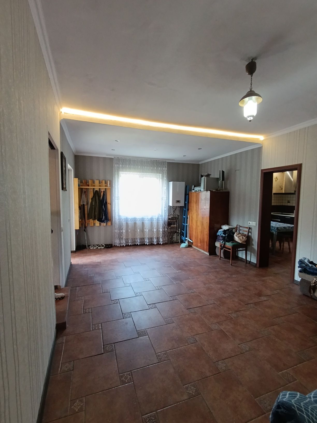 Продаж будинку в центрі Димера
