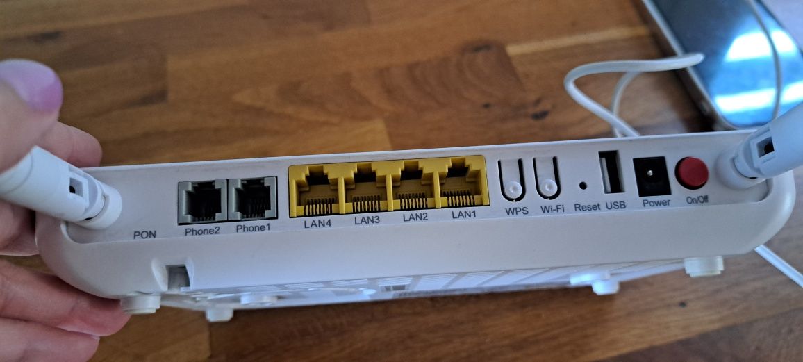 Router ZTE Gpon Ont