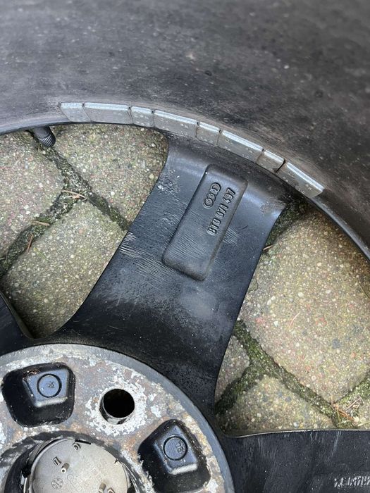 Felgi z oponami zimowymi 5x112 17 cali