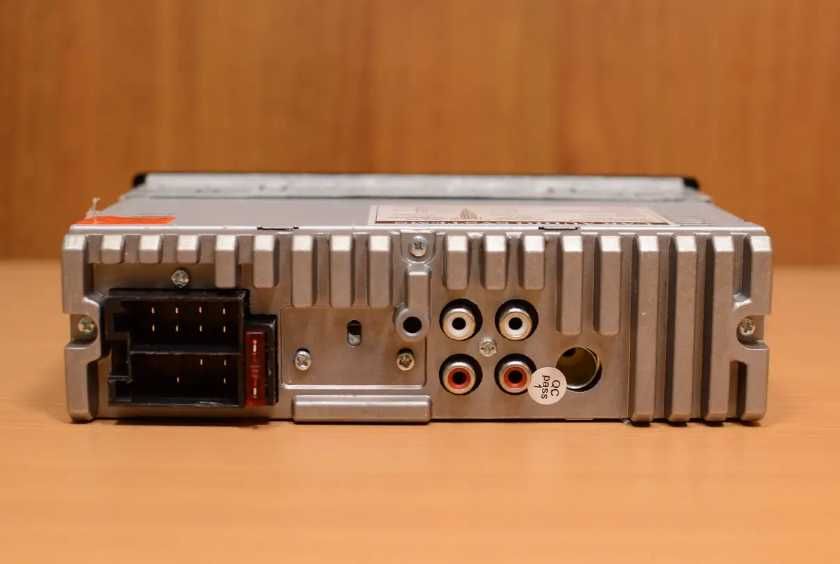 Автомагнитола магнитола в машину с блютузом автомобильная