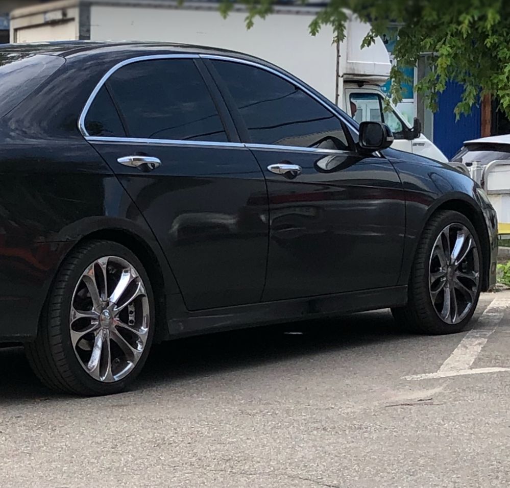 Диски R18 5/114,3 и 5/120 honda accord 7.et 42.